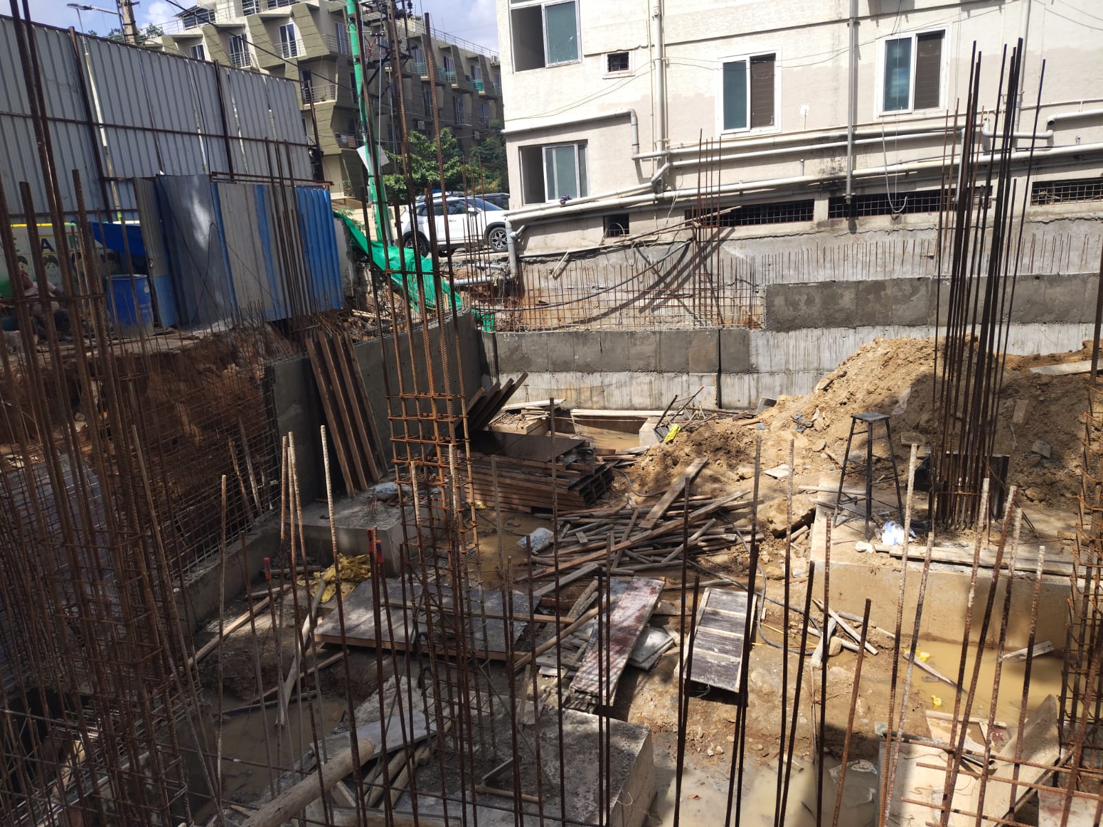 Borewell road White field 1 Bhk Apartments benguluru Redrock constructions